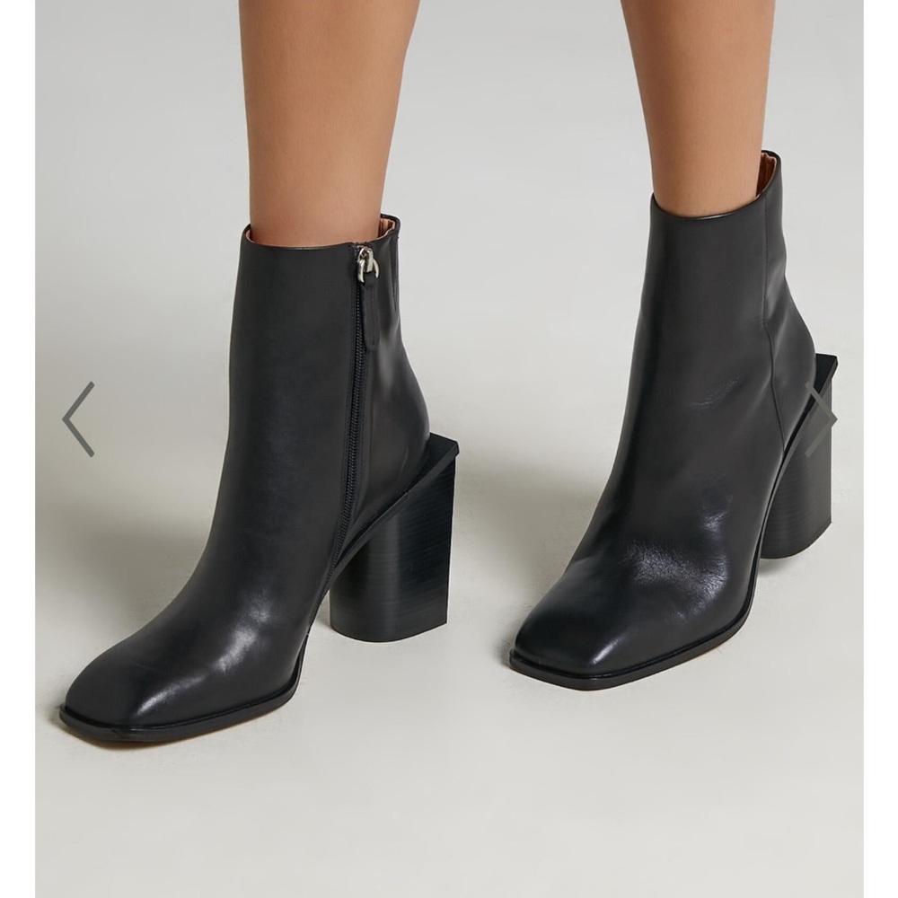 Alias Mae Sylvie Boot